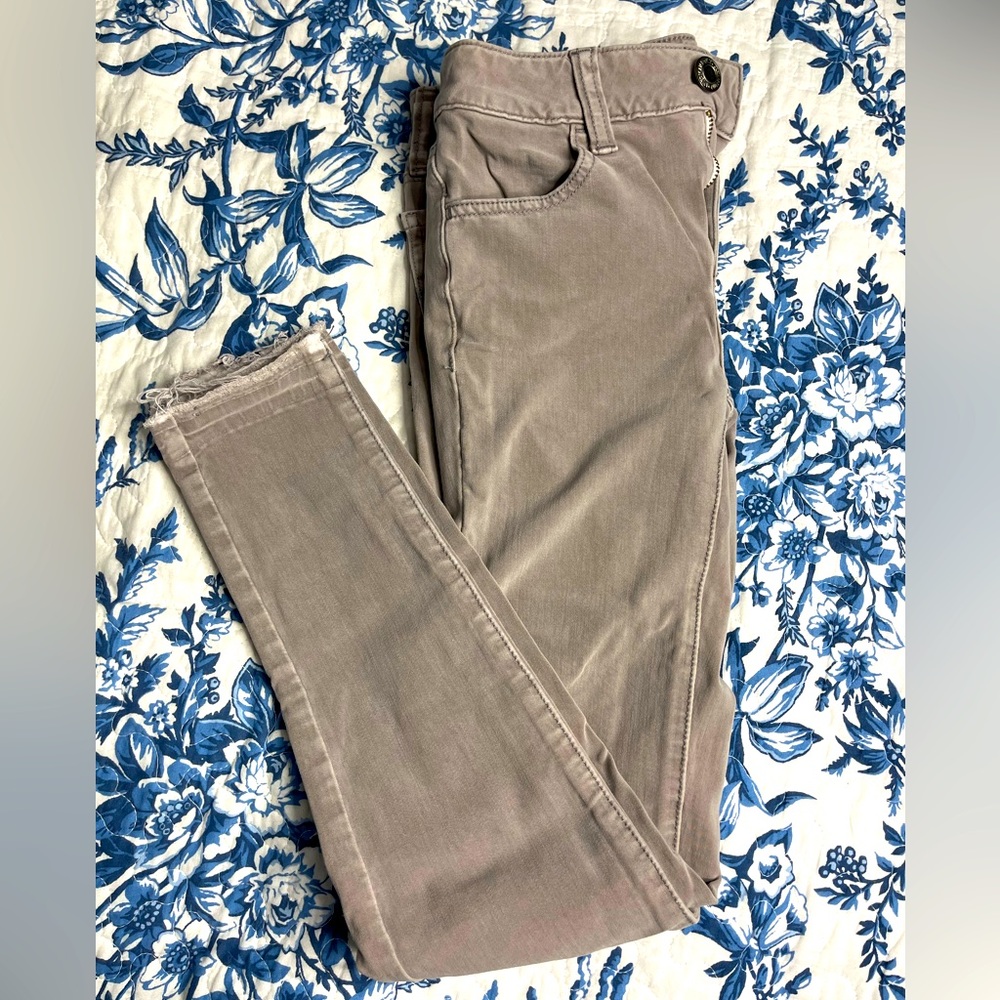 American Eagle Super Skinny Jeggings